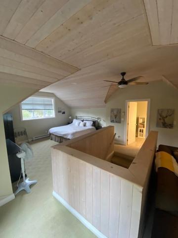 Guest Suites On Benvenuto 布伦特伍德湾 外观 照片