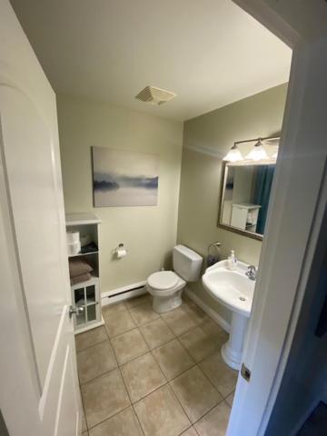 Guest Suites On Benvenuto 布伦特伍德湾 外观 照片